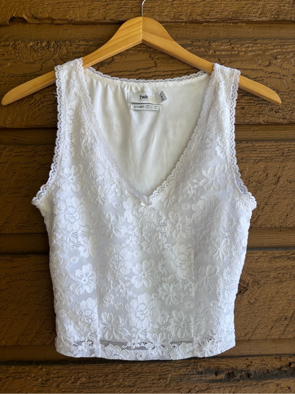 twik White Floral Lace V-Neck Tank Top